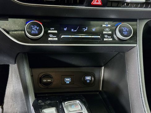 Certified 2021 Hyundai Sonata SEL w/ Winter Weather Package FWD image 8