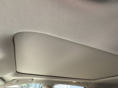 Used 2018 Nissan Murano Platinum image 11