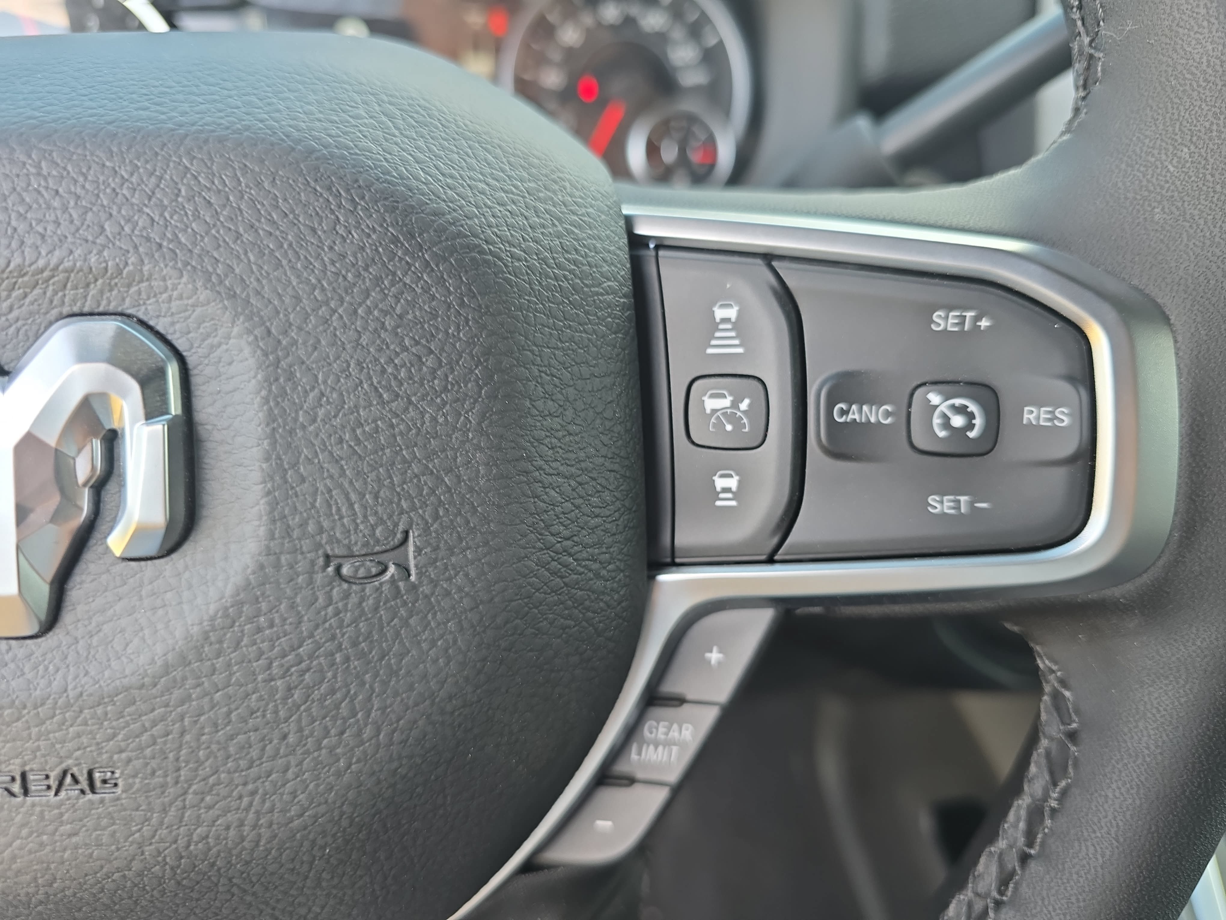New 2026 RAM 3500 Big Horn AWD/4WD image 15