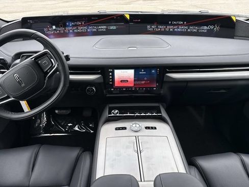 New 2026 Lincoln Navigator Reserve w/ Jet Appearance Package AWD/4WD image 16