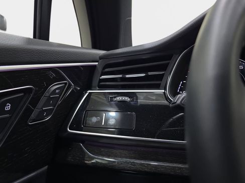 Used 2025 Audi Q7 3.0T Prestige w/ Prestige Package image 29