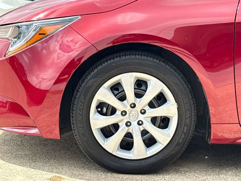 Used 2024 Toyota Corolla LE image 6