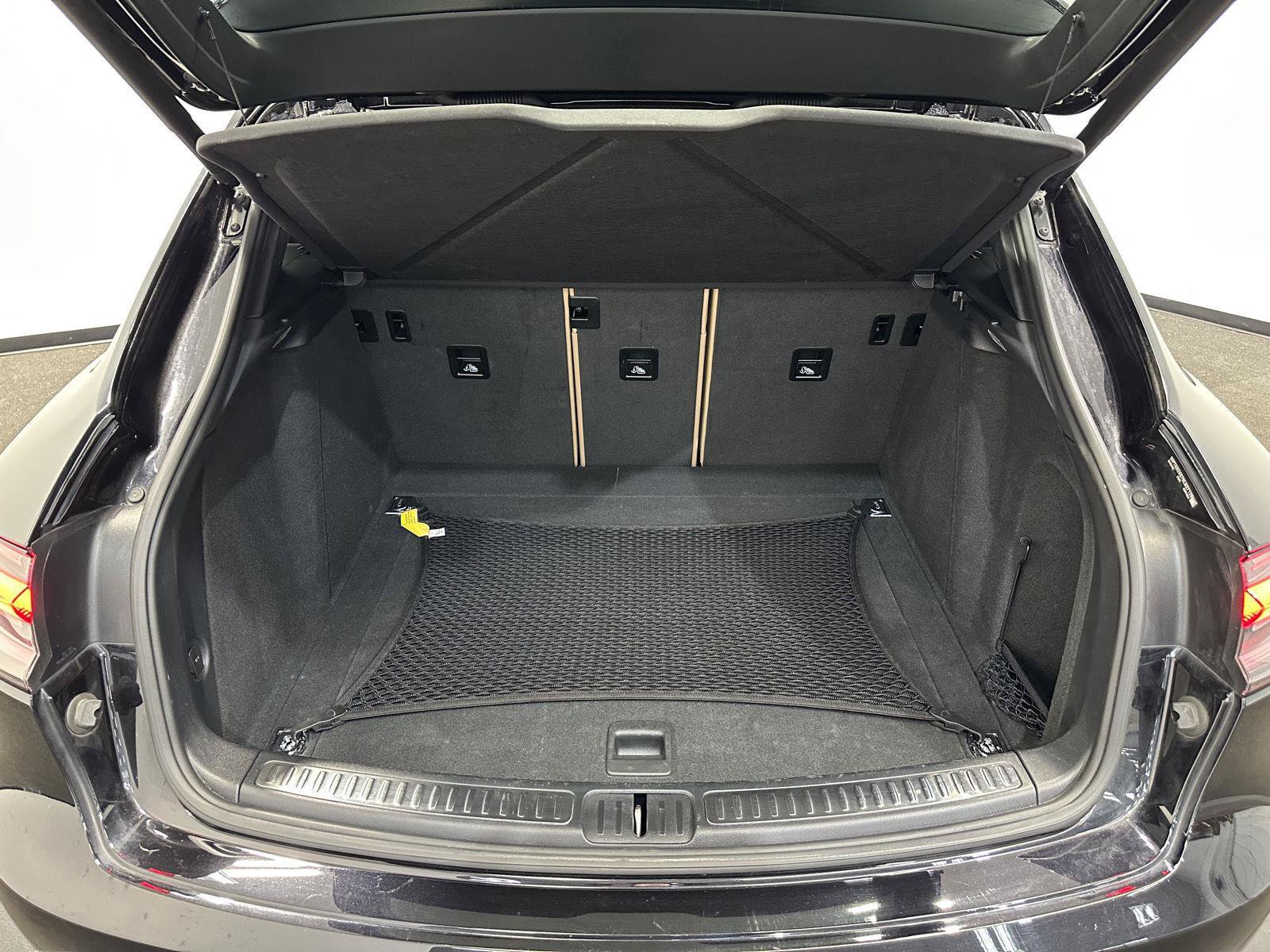 Used 2024 Porsche Macan S AWD/4WD image 37