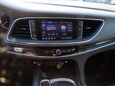 Used 2020 Buick Enclave Essence w/ Sport Touring Edition image 24