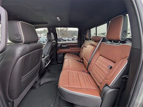 Used 2024 GMC Sierra 2500 Denali Ultimate w/ Max Trailering Package image 30