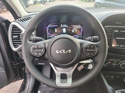 New 2025 Kia Soul LX image 23