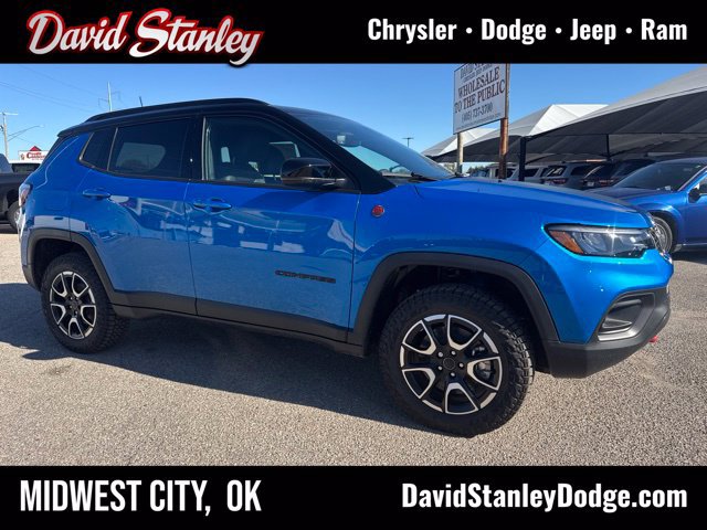 New 2027 Jeep Compass Trailhawk w/ Sun, Sound & Navigation Group AWD/4WD image 1