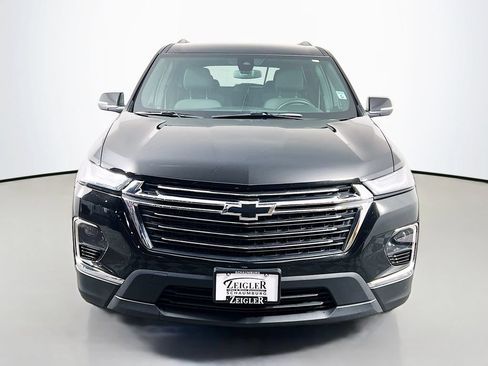 Used 2023 Chevrolet Traverse LT AWD/4WD image 2