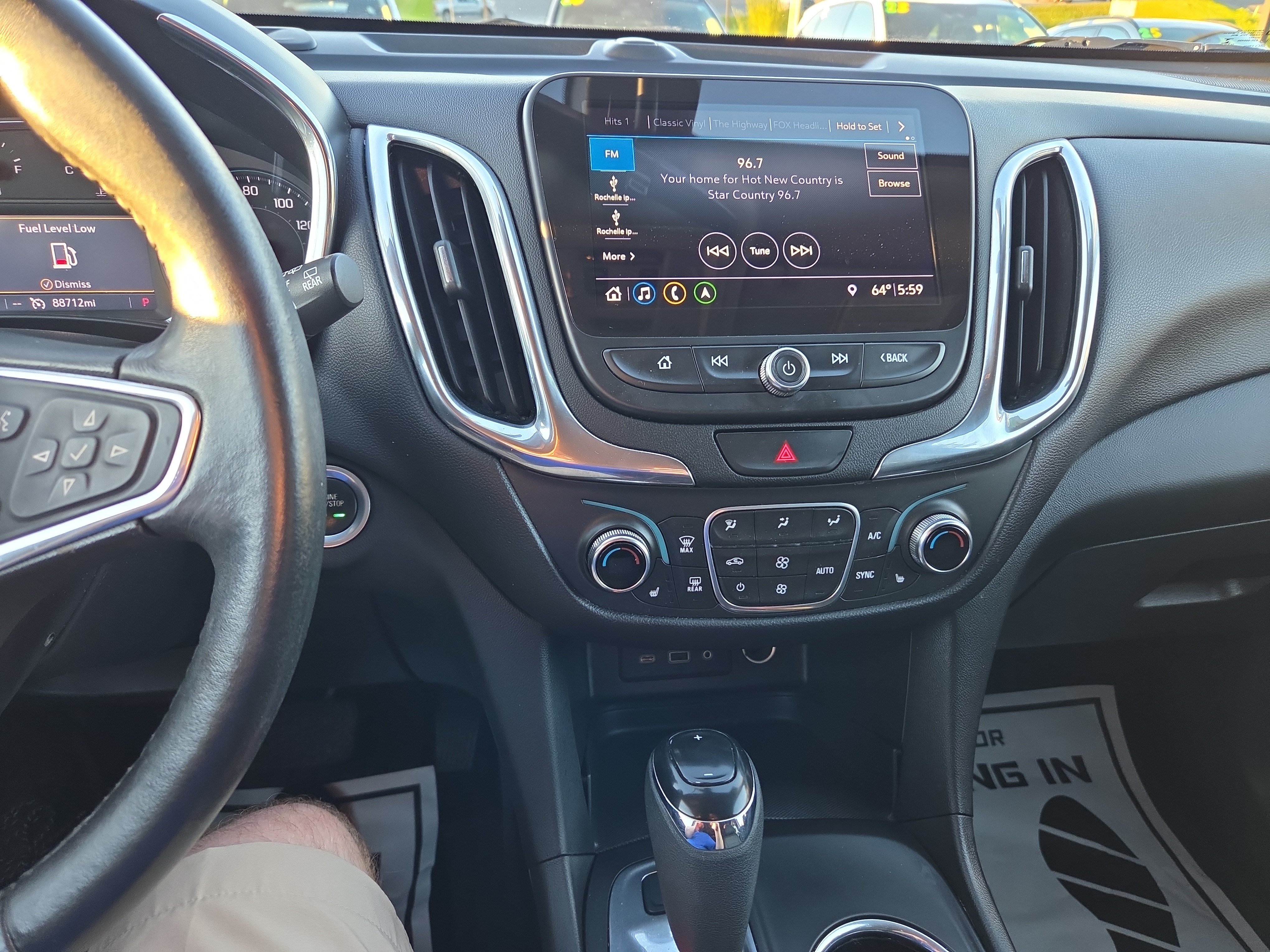 Used 2020 Chevrolet Equinox LT AWD/4WD image 24