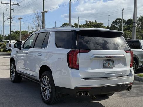 Used 2022 GMC Yukon Denali w/ Denali Ultimate Package AWD/4WD image 2