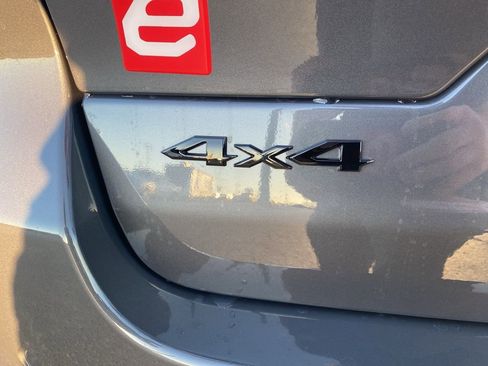 New 2025 Jeep Grand Cherokee Limited image 45