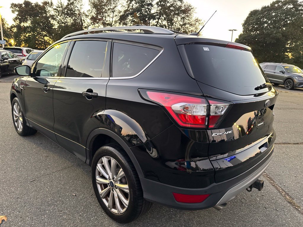 Used 2017 Ford Escape Titanium AWD/4WD image 4