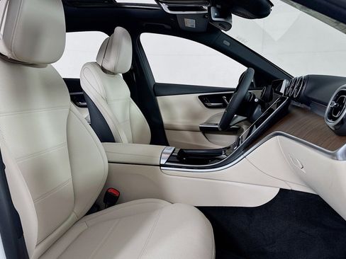 New 2026 Mercedes-Benz C 300 4MATIC Sedan image 6