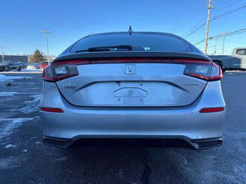Used 2023 Honda Civic Sport image 4
