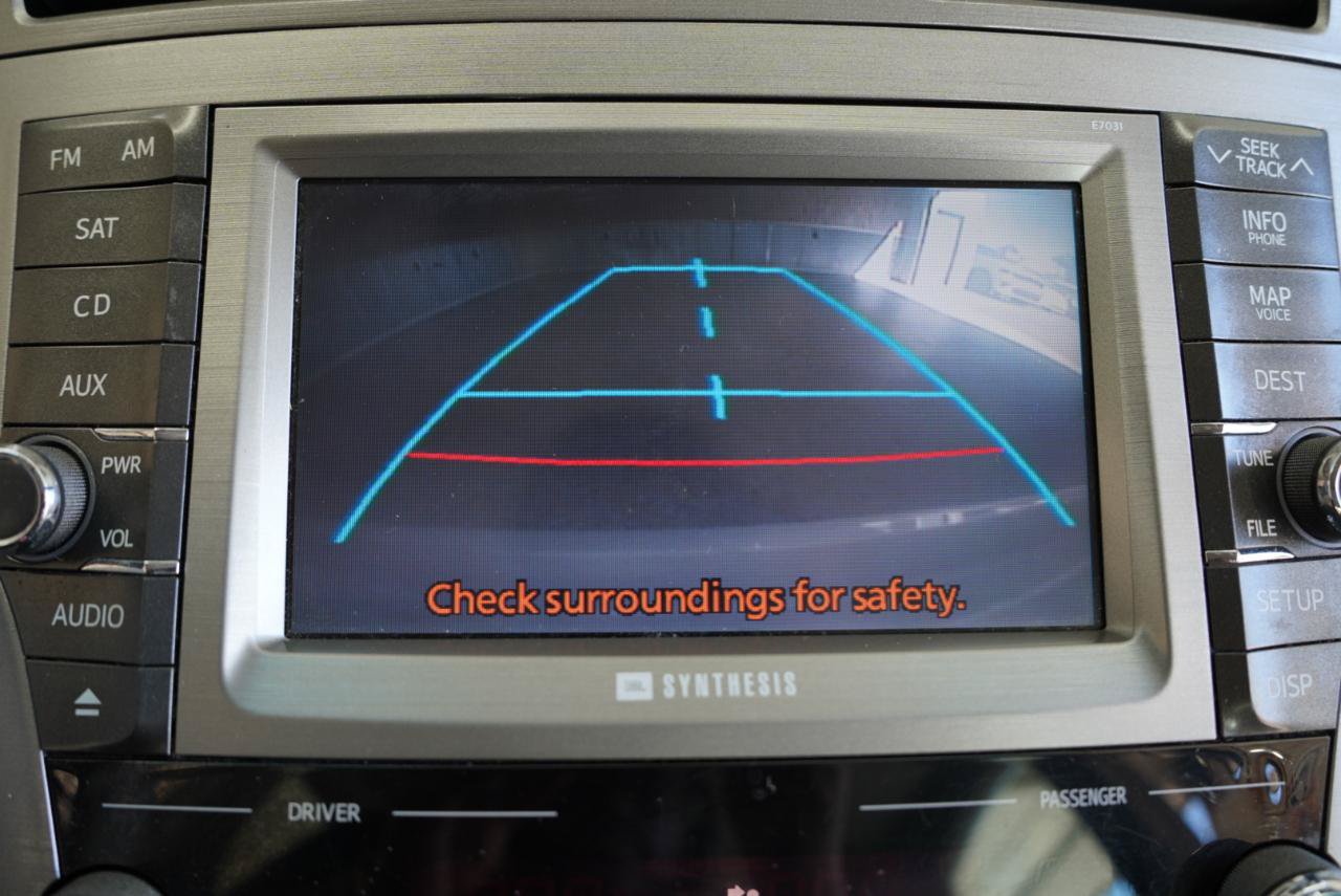 Used 2012 Toyota Avalon Limited FWD image 20