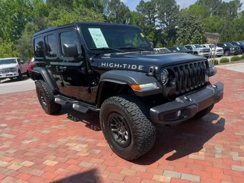 Used 2023 Jeep Wrangler Unlimited Sport AWD/4WD image 3