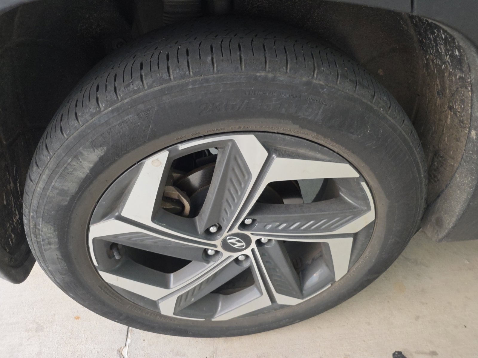 Used 2023 Hyundai Tucson Limited FWD image 19