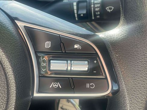 Used 2023 Kia Forte LXS w/ LXS Technology Package FWD image 19