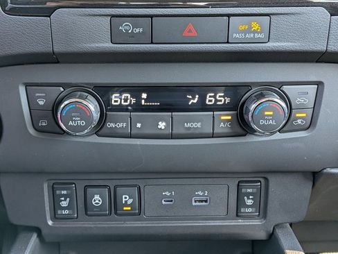 Certified 2024 Nissan Frontier SL w/ Technology Package image 23