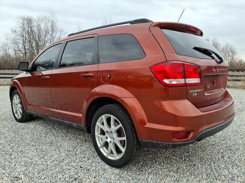 Used 2013 Dodge Journey SXT w/ Flexible Seating Group image 7