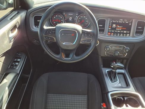 Used 2023 Dodge Charger SXT image 3