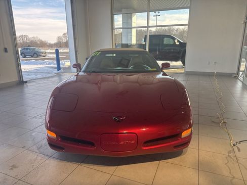 Used 2001 Chevrolet Corvette Convertible w/ Preferred Equipment Group2 image 3