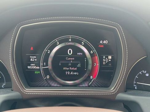 Used 2018 Lexus LS 500 w/ Interior Upgrade Package RWD image 19