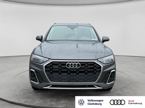 Used 2023 Audi Q5 e Premium Plus w/ Premium Plus Package AWD/4WD image 2