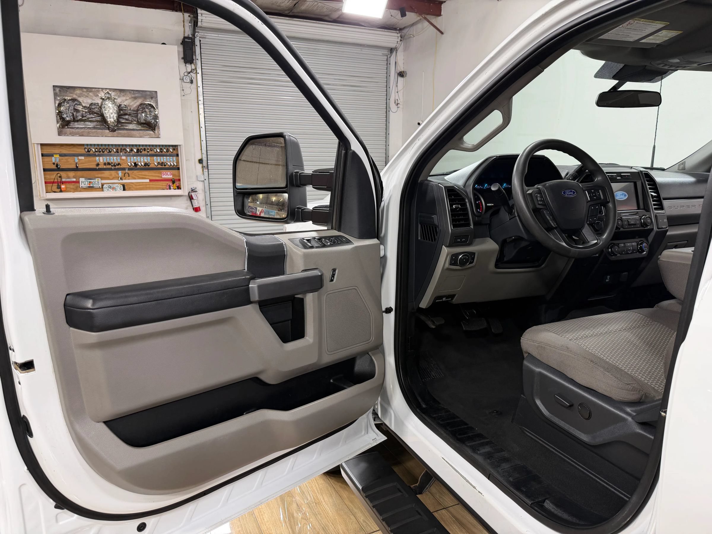 Used 2022 Ford F250 XLT w/ XLT Value Package AWD/4WD image 12