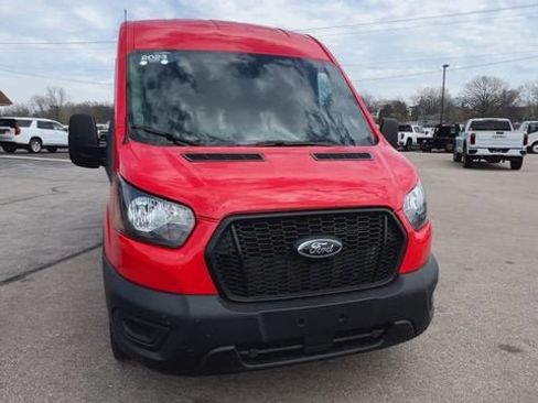 Used 2023 Ford Transit 250 Medium Roof image 3