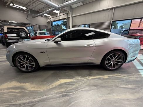 Used 2015 Ford Mustang GT Premium w/ Equipment Group 401A RWD image 33