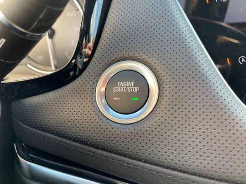 Used 2025 Cadillac XT6 Luxury w/ LPO, Floor Liner Package image 41