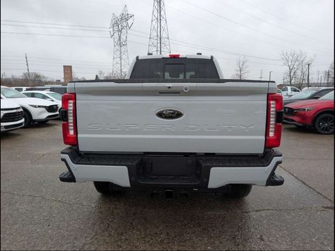 New 2026 Ford F250 Lariat w/ Black Appearance Package AWD/4WD image 4