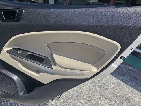 Used 2021 Ford EcoSport S AWD/4WD image 23