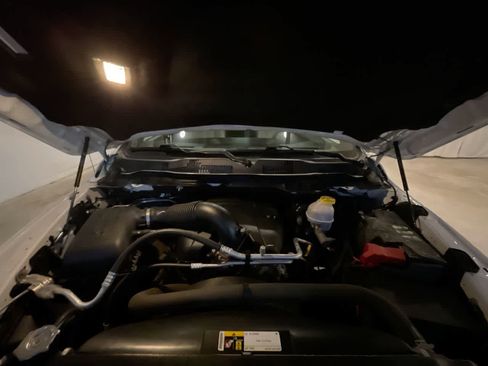 Used 2017 RAM 1500 Laramie image 26