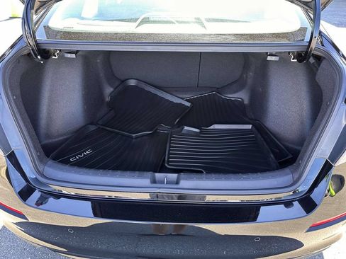 Used 2024 Honda Civic Touring image 7