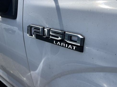 Used 2018 Ford F150 Lariat w/ Equipment Group 502A Luxury AWD/4WD image 4