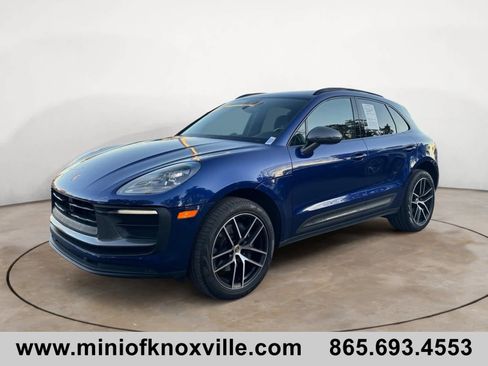 Used 2024 Porsche Macan Turbo image 7