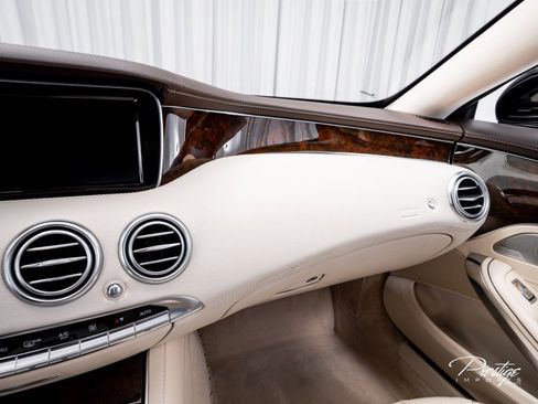Used 2017 Mercedes-Benz S 550 4MATIC image 30