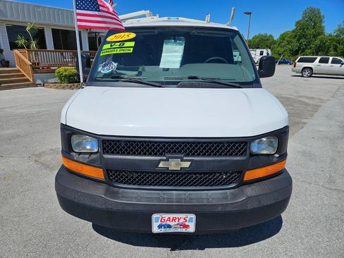 Used 2015 Chevrolet Express 2500 RWD image 9