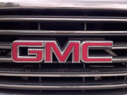 Used 2015 GMC Sierra 2500 SLT w/ Suspension Package, Off-Road AWD/4WD image 29