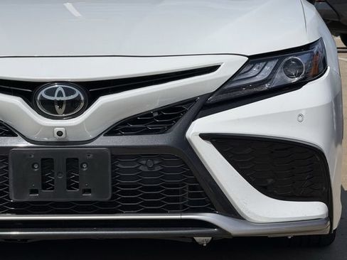 Used 2022 Toyota Camry XSE w/ Navigation Package FWD image 8