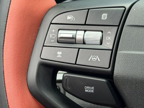 Certified 2026 Kia Sportage SX FWD image 29