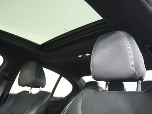 Used 2019 BMW 330i Sedan image 11