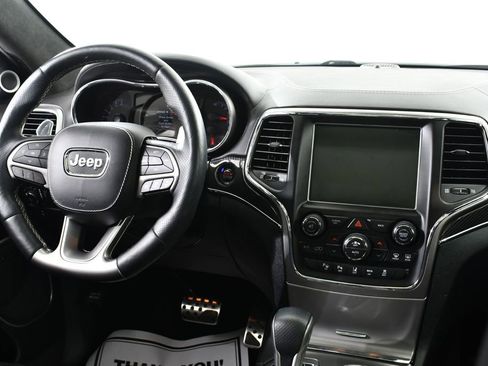 Used 2017 Jeep Grand Cherokee SRT w/ Trailer Tow Group IV AWD/4WD image 8
