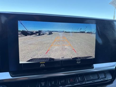 Used 2024 Chevrolet Silverado 2500 LT image 18