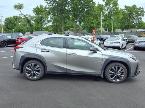 Used 2021 Lexus UX 250h F Sport w/ F Sport Premium Package AWD/4WD image 2