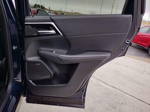 New 2026 Mitsubishi Outlander SE image 31