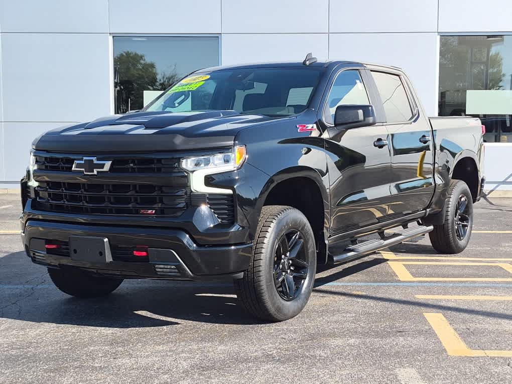 Used 2023 Chevrolet Silverado 1500 LT Trail Boss w/ Protection Package AWD/4WD image 1