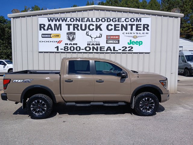 Used 2021 Nissan Titan PRO-4X w/ Pro-4x Convenience Package AWD/4WD image 2